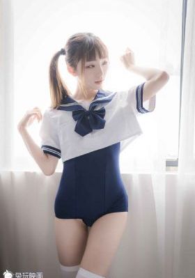 男男免费_十万网红美女美酱